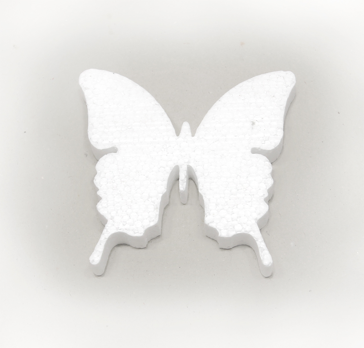 Бабочка из пенопласта своими руками